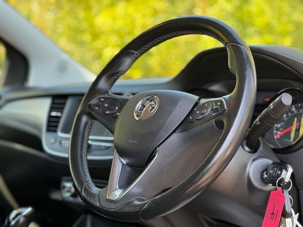 Used Vauxhall Crossland X 2017 for sale - 78180800: Photo 9