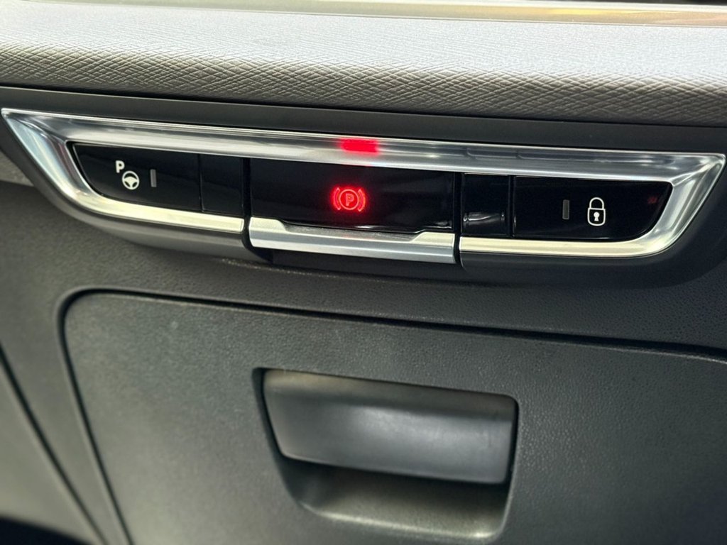 Used Citroen C4 Grand Picasso 2017 for sale - 76604497: Photo 27