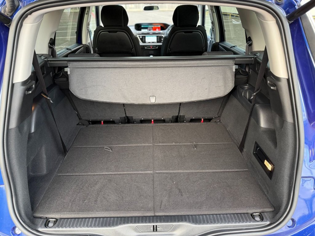 Used Citroen C4 Grand Picasso 2017 for sale - 76604497: Photo 40