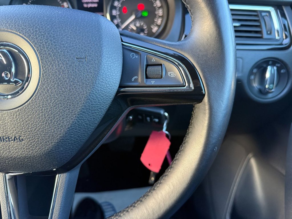 Used Skoda Rapid Spaceback 2014 for sale - 76642729: Photo 24