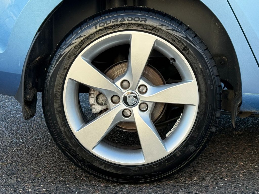 Used Skoda Rapid Spaceback 2014 for sale - 76642729: Photo 32