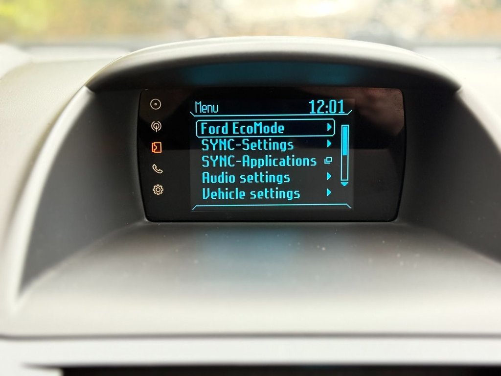 Used Ford Fiesta 2013 for sale - 76417033: Photo 19