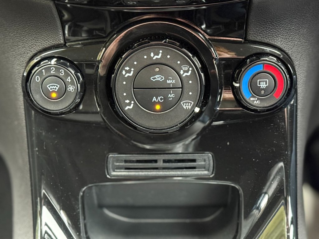 Used Ford Fiesta 2013 for sale - 76417033: Photo 23