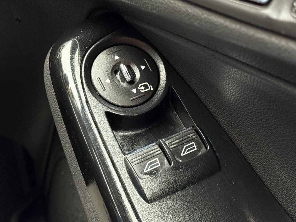 Used Ford Fiesta 2013 for sale - 76417033: Photo 31