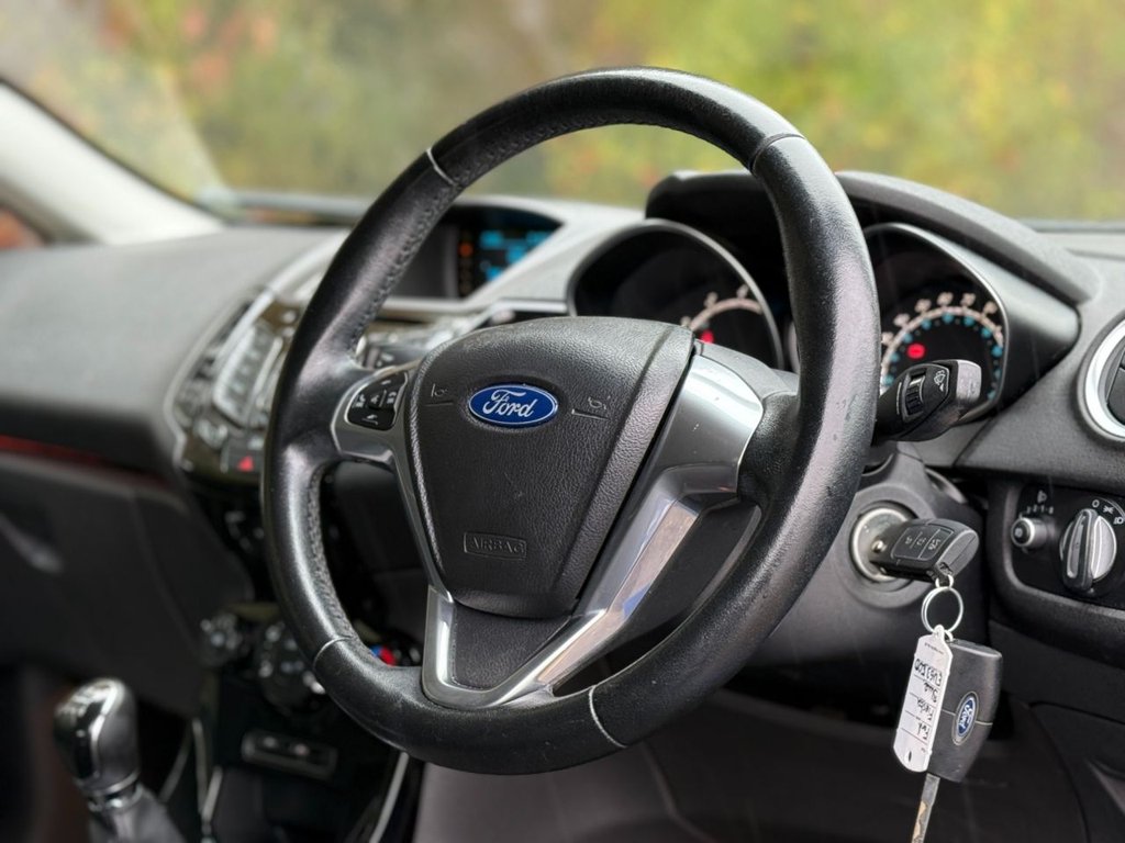 Used Ford Fiesta 2013 for sale - 76417033: Photo 9