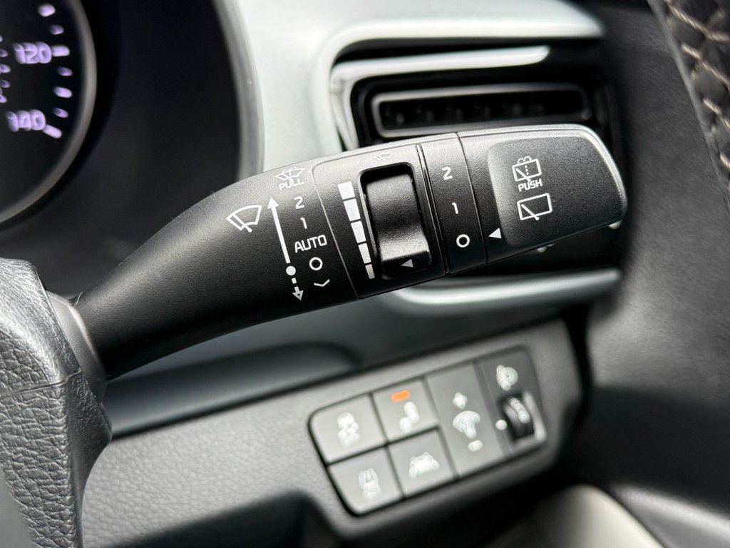 Used Kia Stonic 2019 for sale - 77692519: Photo 28