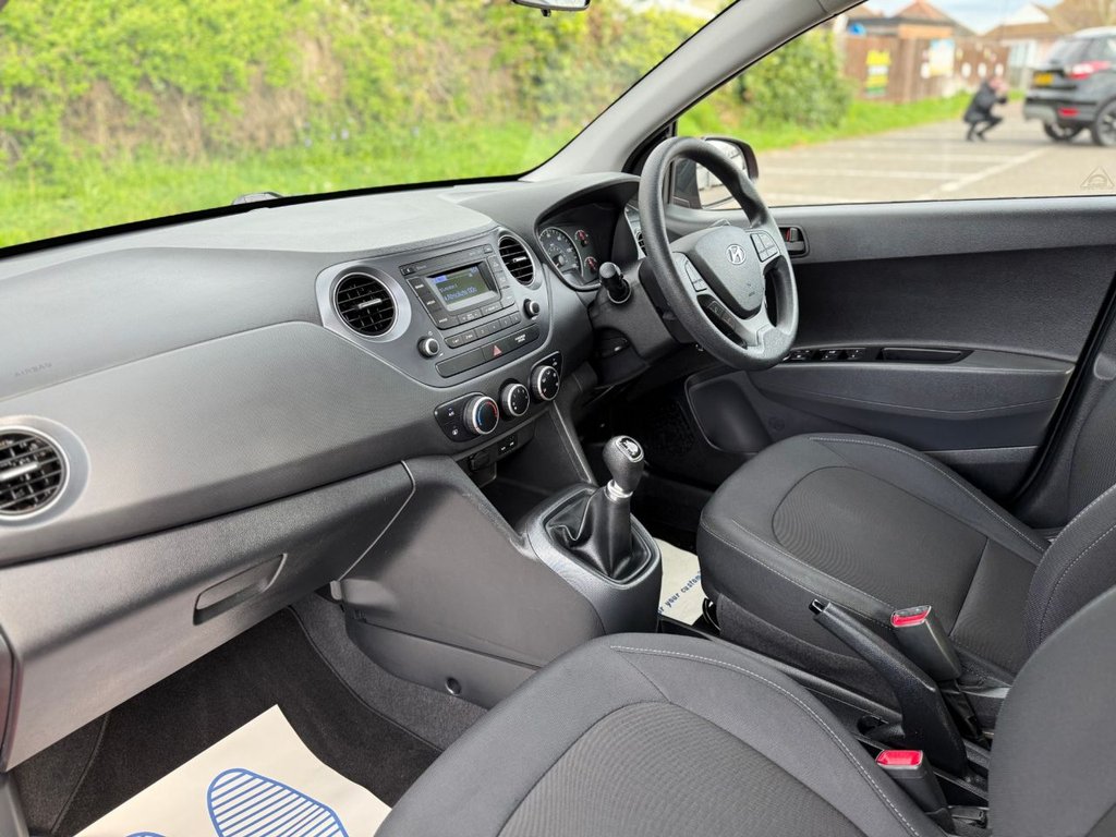 Used Hyundai i10 2017 for sale - 78110296: Photo 11