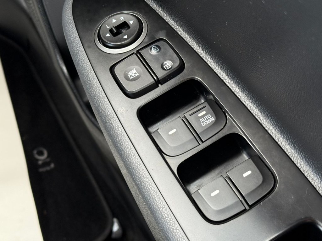 Used Hyundai i10 2017 for sale - 78110296: Photo 29