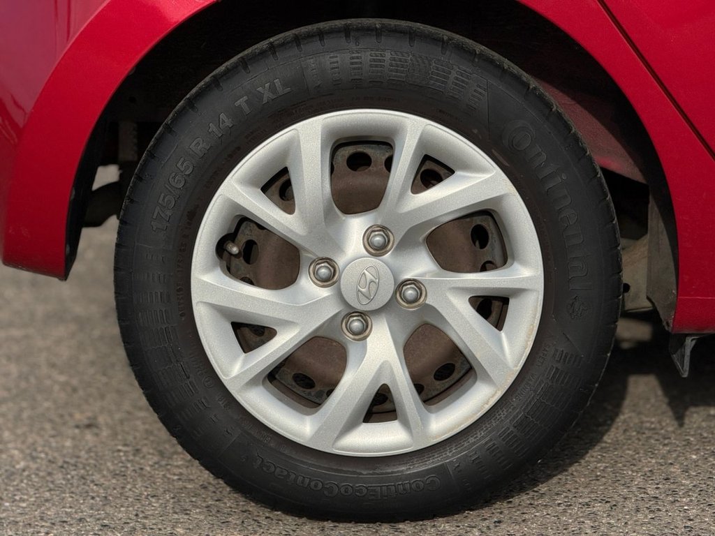 Used Hyundai i10 2017 for sale - 78110296: Photo 33