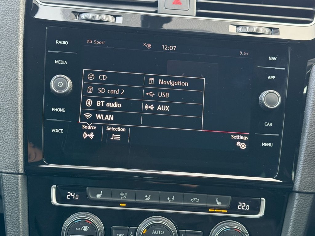 Used Volkswagen Golf 2018 for sale - 77621178: Photo 21