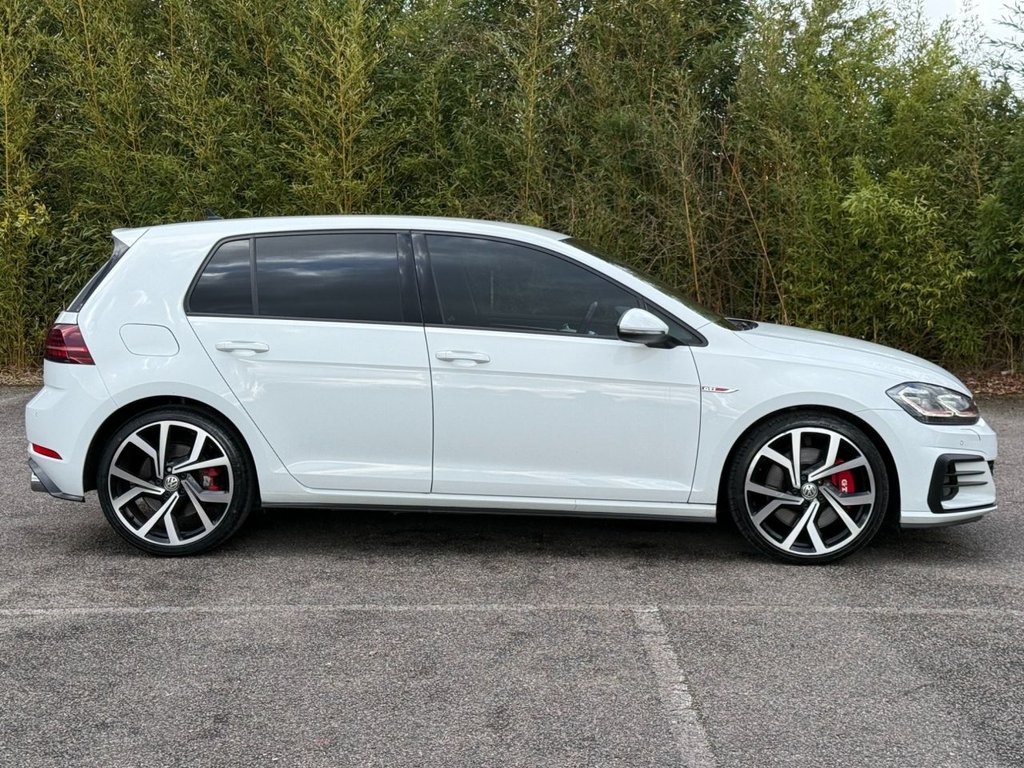 Used Volkswagen Golf 2018 for sale - 77621178: Photo 3