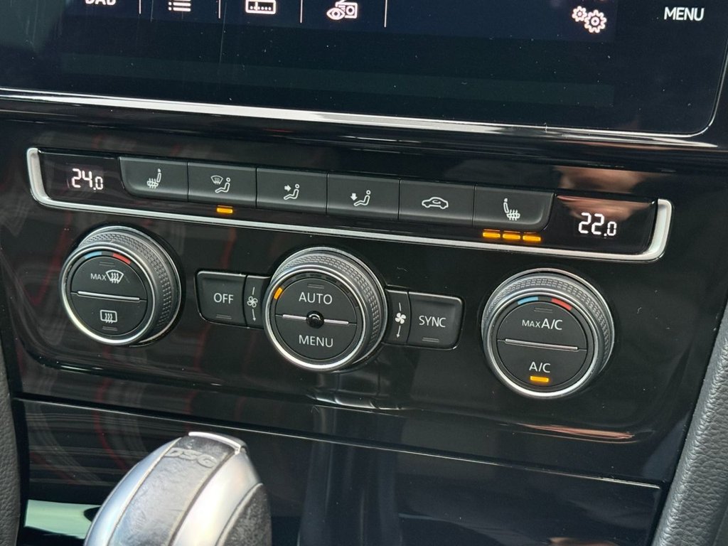 Used Volkswagen Golf 2018 for sale - 77621178: Photo 32