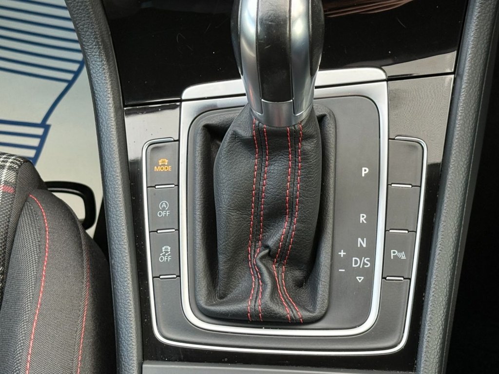 Used Volkswagen Golf 2018 for sale - 77621178: Photo 33