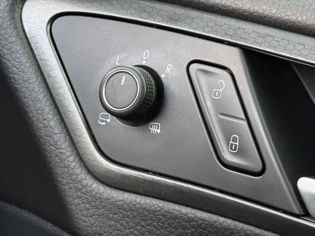 Used Volkswagen Golf 2018 for sale - 77621178: Photo 41