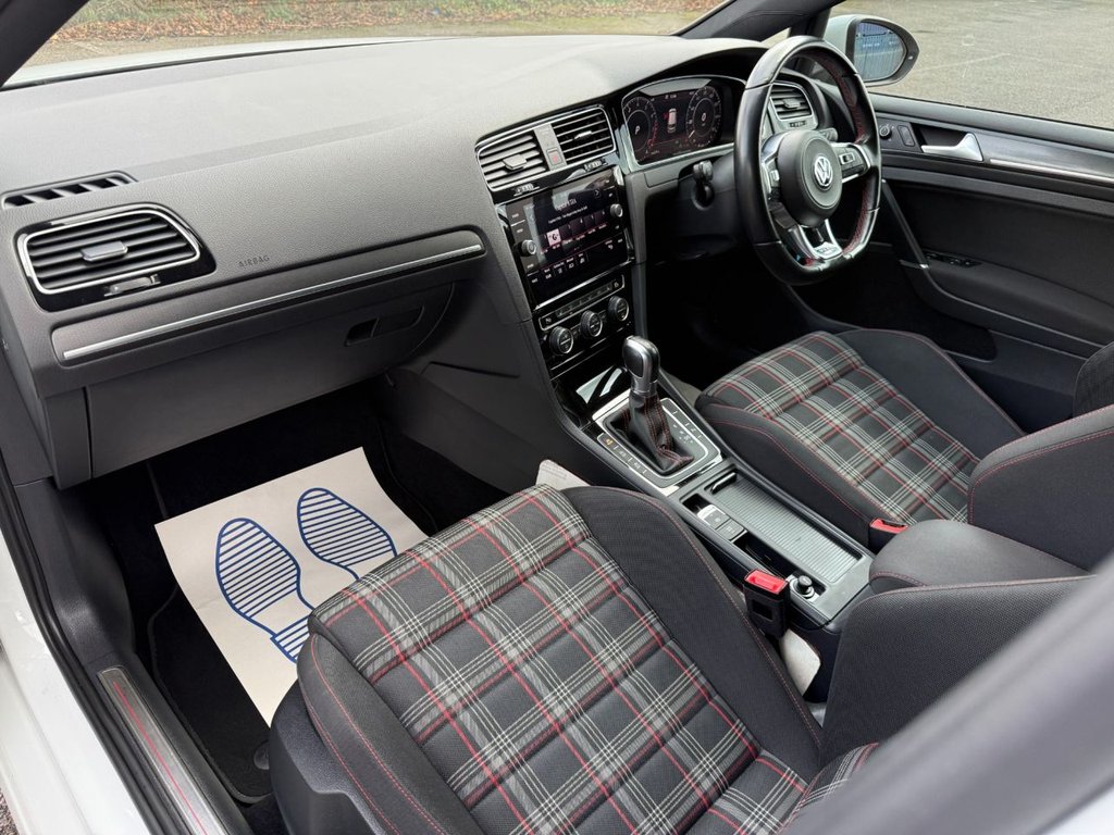 Used Volkswagen Golf 2018 for sale - 77621178: Photo 8