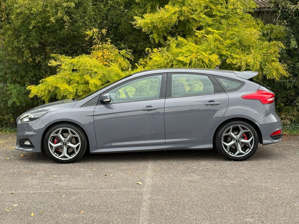 Used Ford Focus 2018 for sale - 76617164: Photo 4
