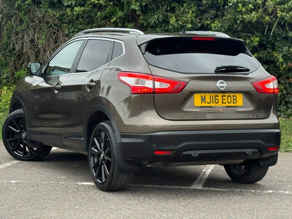 Used Nissan Qashqai 2016 for sale - 77703680: Photo 2