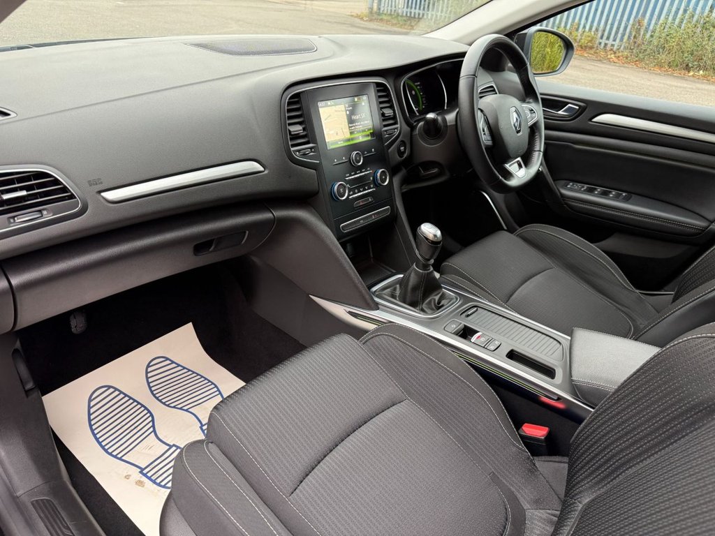 Used Renault Megane 2019 for sale - 76469739: Photo 11