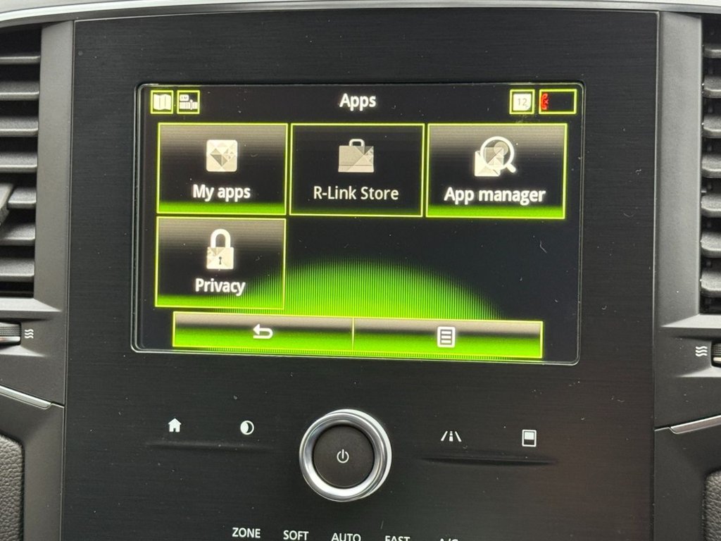 Used Renault Megane 2019 for sale - 76469739: Photo 21