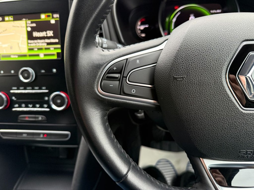 Used Renault Megane 2019 for sale - 76469739: Photo 32