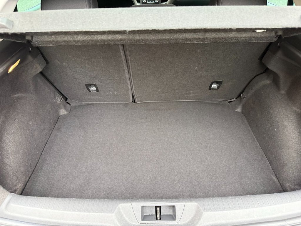 Used Renault Megane 2019 for sale - 76469739: Photo 39