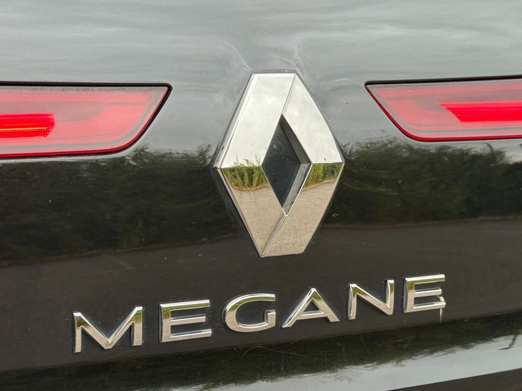 Used Renault Megane 2019 for sale - 76469739: Photo 45