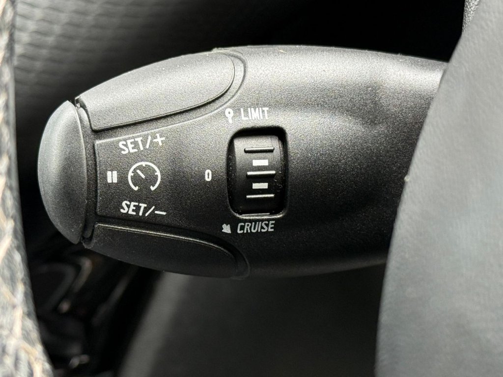 Used Peugeot 2008 2017 for sale - 77685459: Photo 31