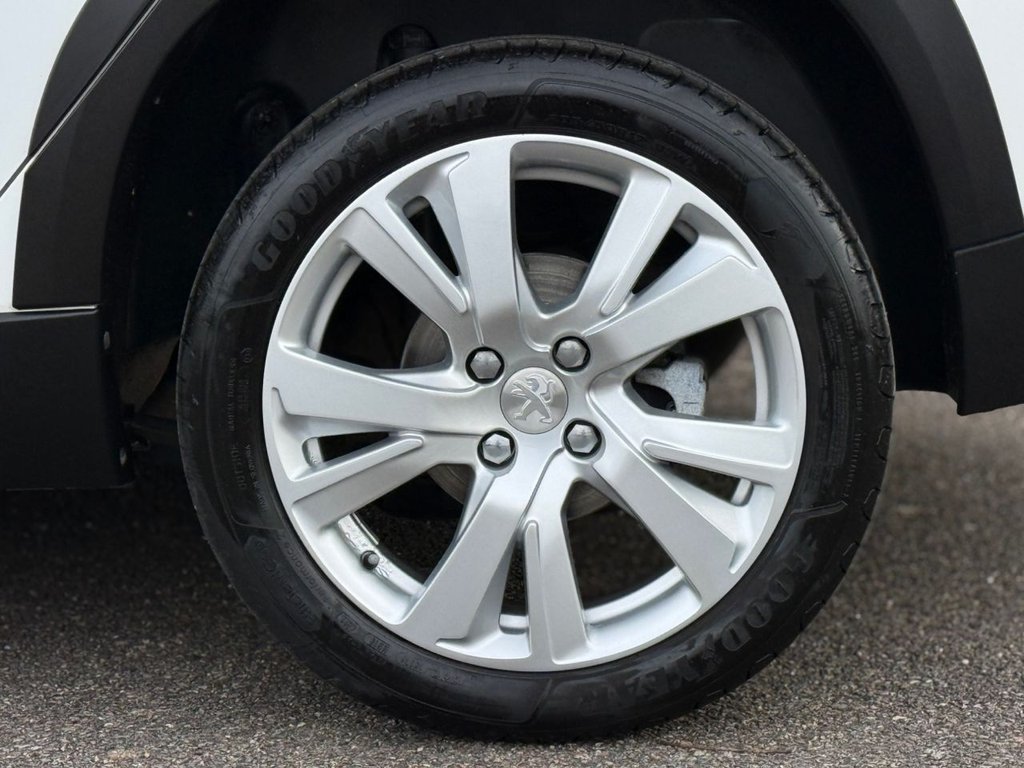 Used Peugeot 2008 2017 for sale - 77685459: Photo 40