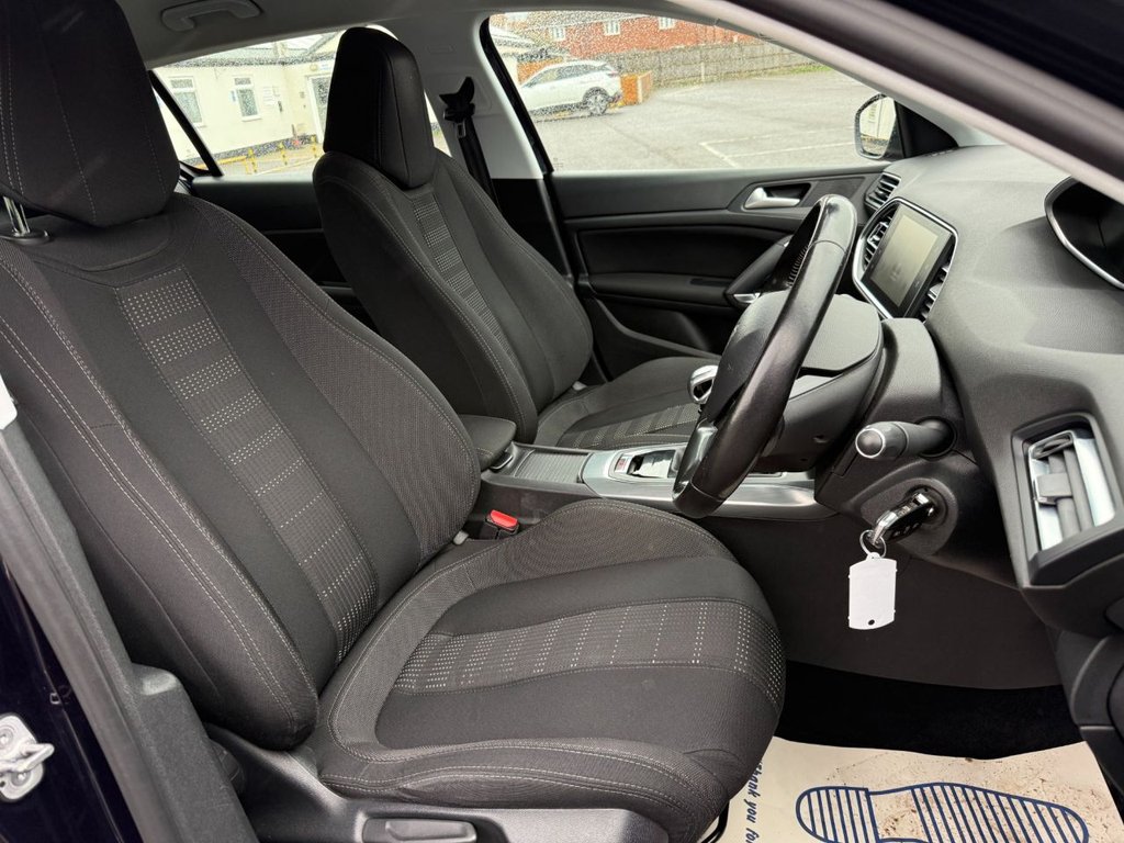 Used Peugeot 308 2015 for sale - 76604981: Photo 10