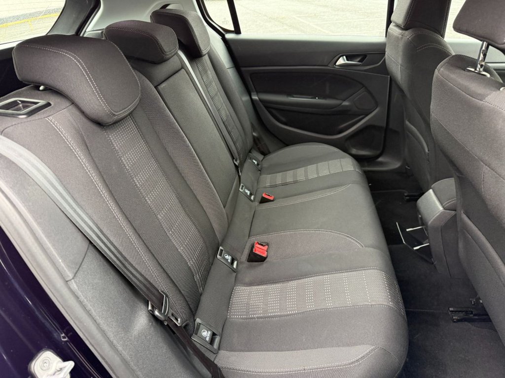 Used Peugeot 308 2015 for sale - 76604981: Photo 13