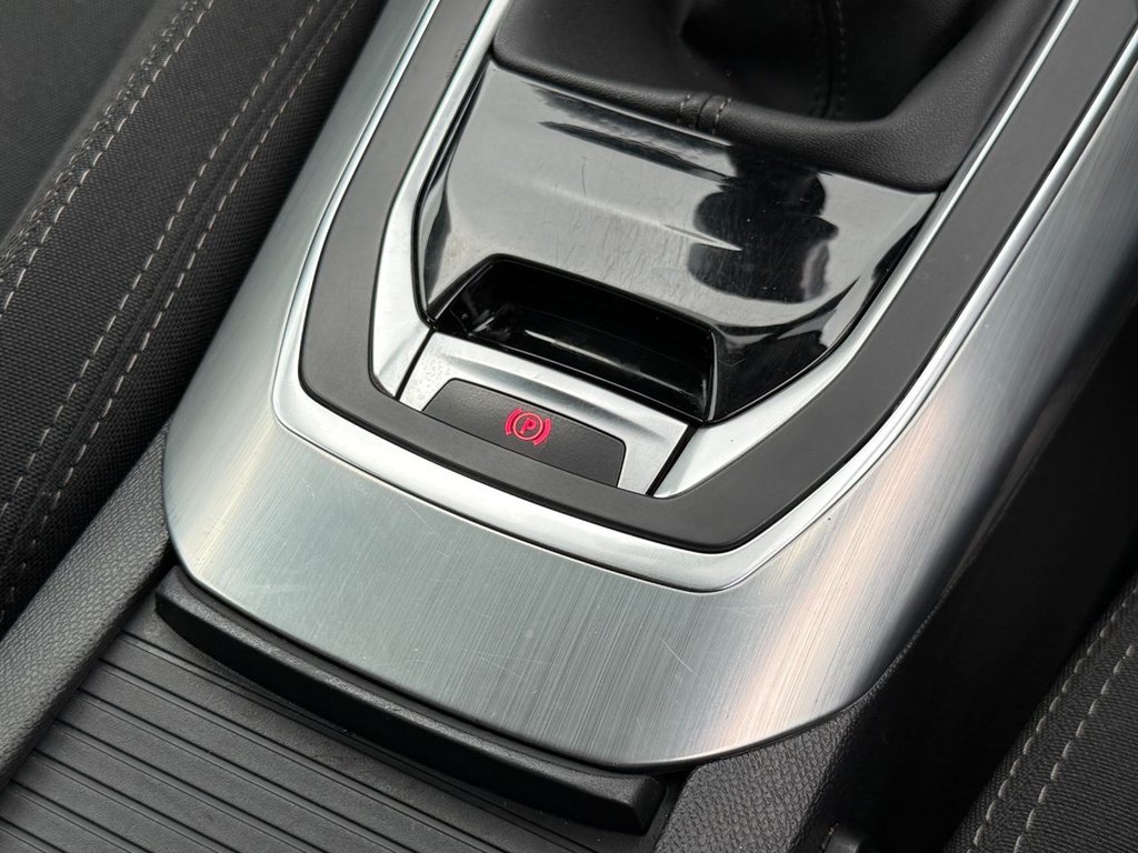 Used Peugeot 308 2015 for sale - 76604981: Photo 25