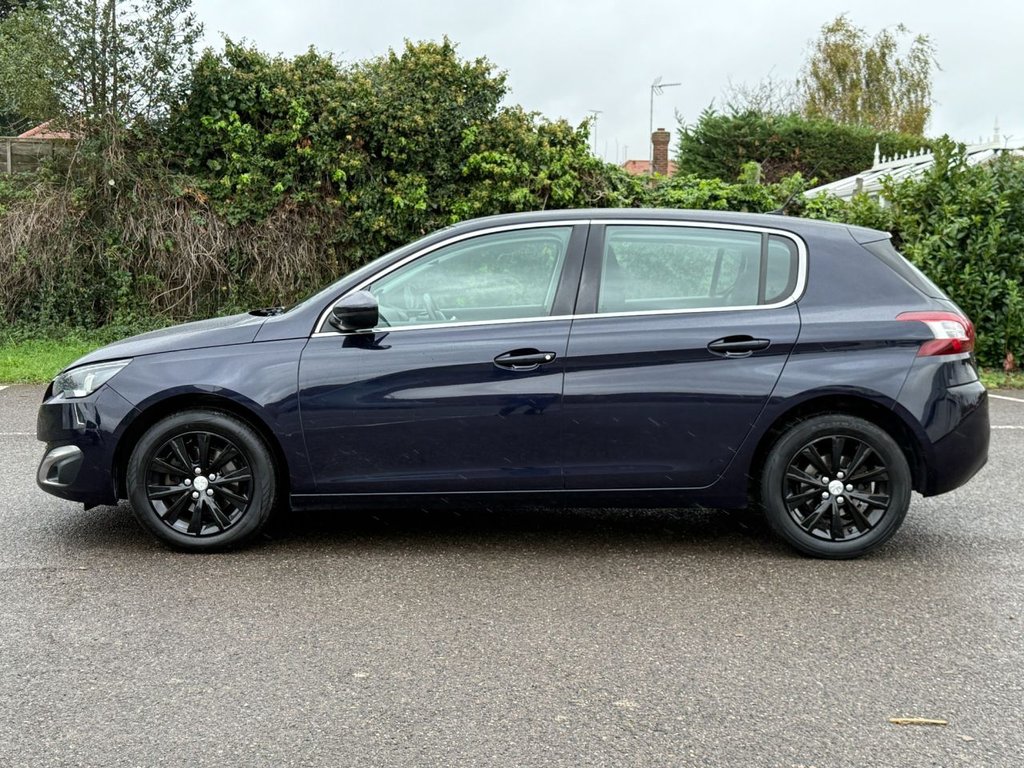 Used Peugeot 308 2015 for sale - 76604981: Photo 4