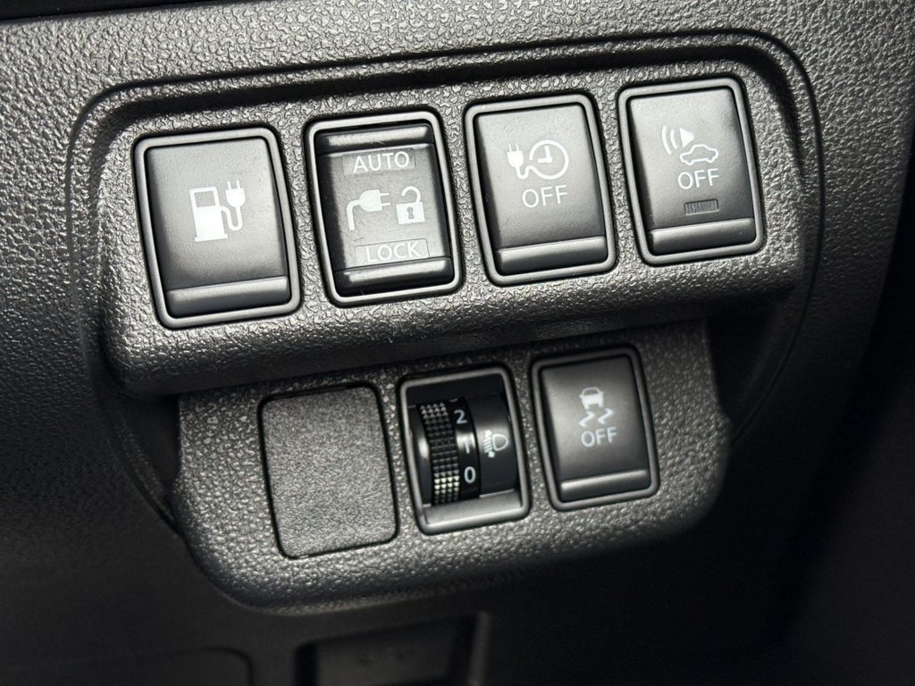 Used Nissan Leaf 2017 for sale - 77764947: Photo 38