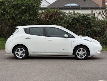 Used Nissan Leaf 2017 for sale - 77764947: Photo