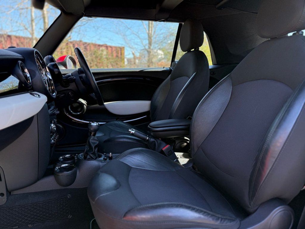 Used MINI Convertible 2015 for sale - 77936184: Photo 19