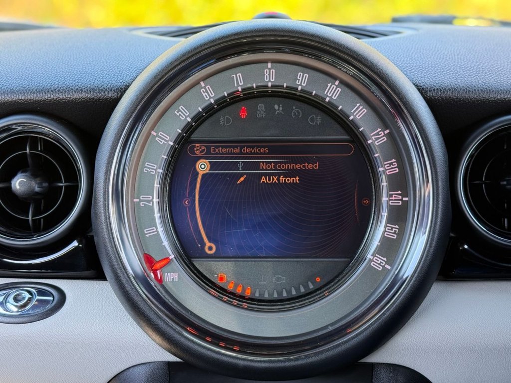 Used MINI Convertible 2015 for sale - 77936184: Photo 24