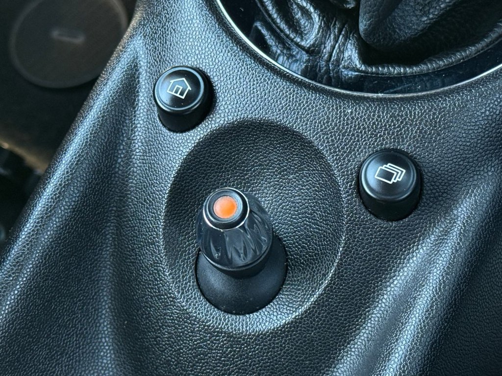 Used MINI Convertible 2015 for sale - 77936184: Photo 34