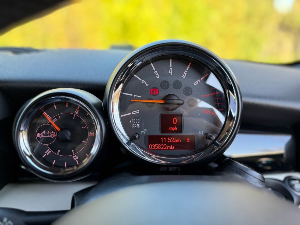 Used MINI Convertible 2015 for sale - 77936184: Photo 36