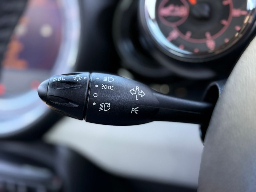 Used MINI Convertible 2015 for sale - 77936184: Photo 39