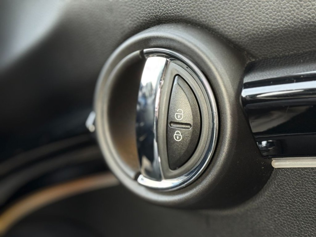 Used MINI Hatch 2016 for sale - 76481848: Photo 35