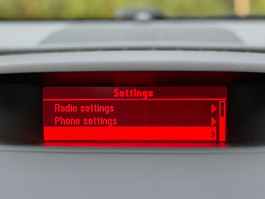 Used Vauxhall Meriva 2015 for sale - 77654690: Photo 24