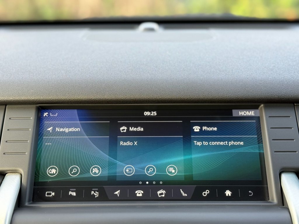 Used Land Rover Discovery Sport 2018 for sale - 76604705: Photo 18