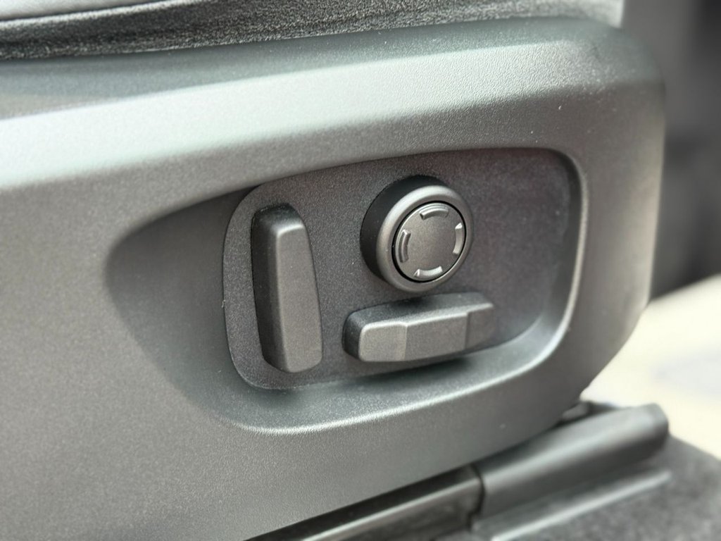 Used Land Rover Discovery Sport 2018 for sale - 76604705: Photo 44