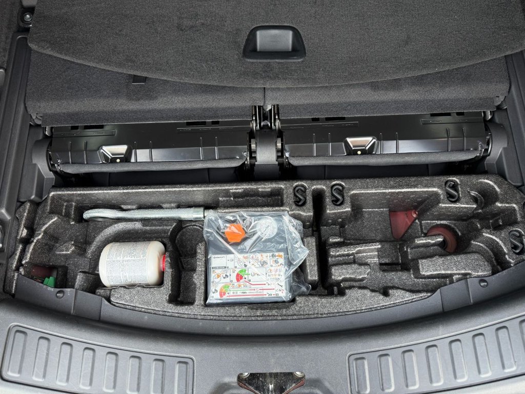 Used Land Rover Discovery Sport 2018 for sale - 76604705: Photo 49