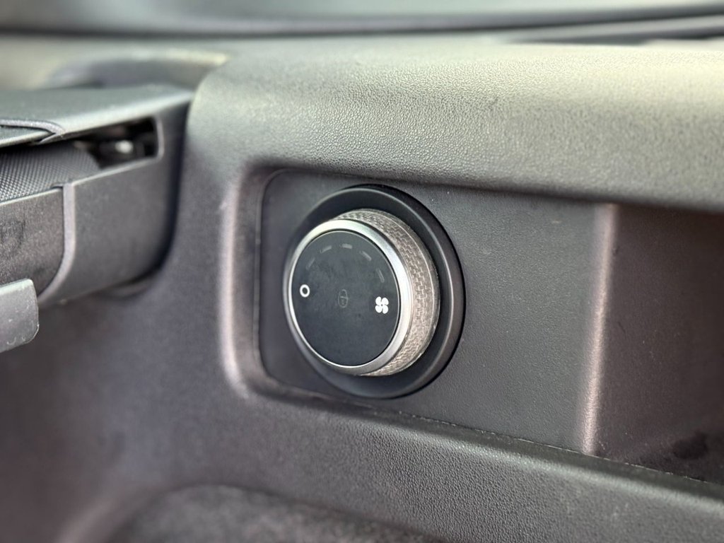 Used Land Rover Discovery Sport 2018 for sale - 76604705: Photo 50