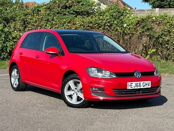 Used Volkswagen Golf 2016 for sale - 75538180: Photo