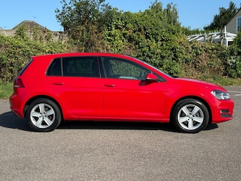 Used Volkswagen Golf 2016 for sale - 75538180: Photo
