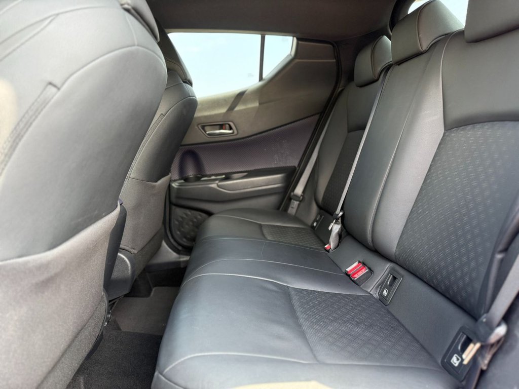 Used Toyota C-HR 2017 for sale - 76820247: Photo 14