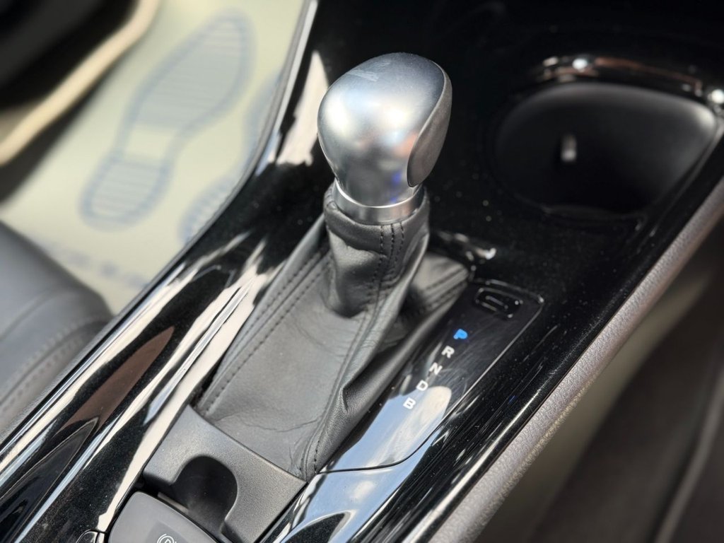 Used Toyota C-HR 2017 for sale - 76820247: Photo 23