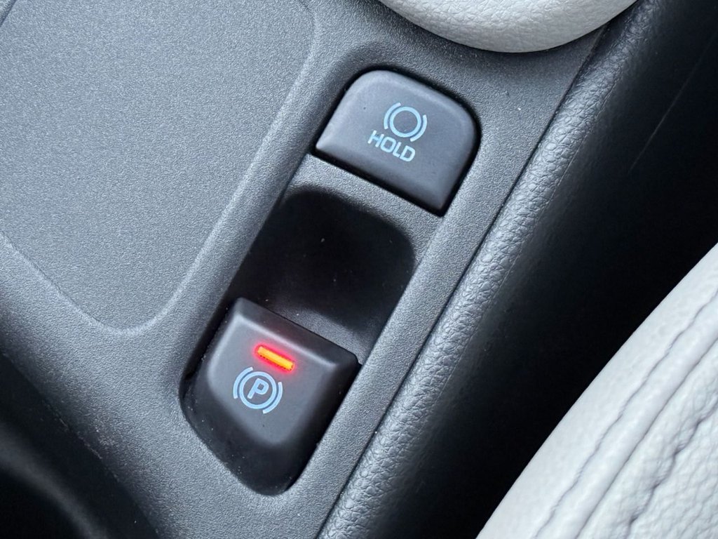 Used Toyota Yaris 2020 for sale - 76604653: Photo 29